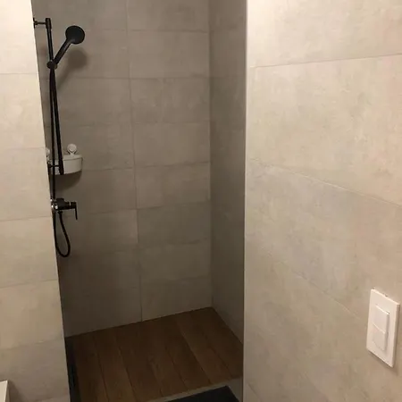شقة Apartmani Kali *