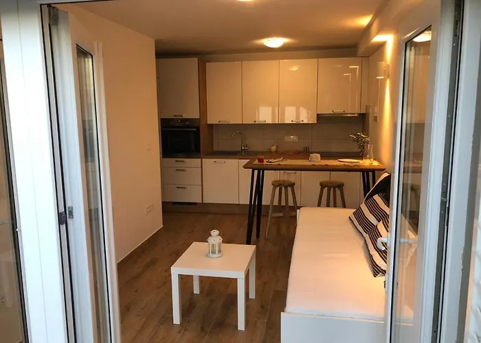 Apartmani Kali *