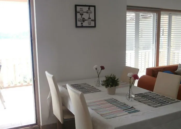 Apartmani Kali Kali