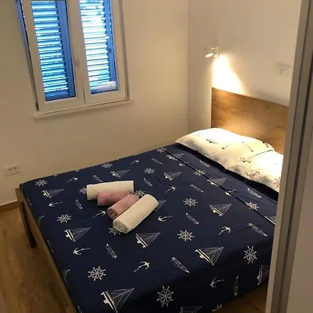 Apartmani Kali Кали