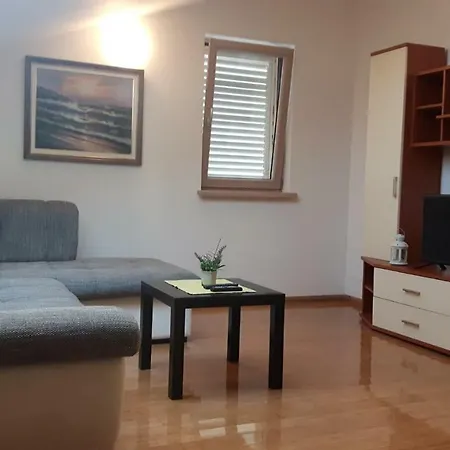 Apartmani Kali Кали