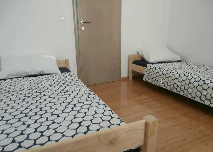 Apartmani Kali * Kali
