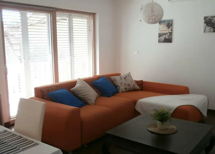 Apartmani Kali * Kali