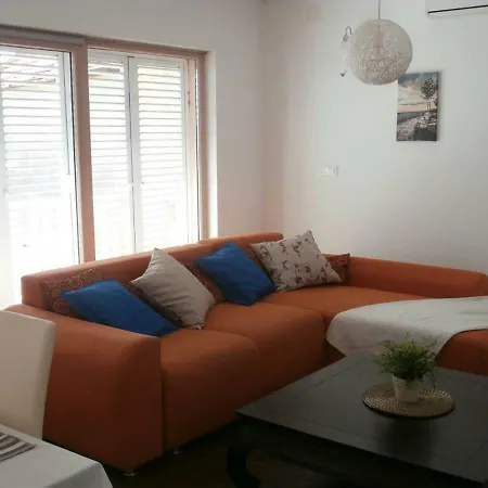 Apartmani Kali * Kali