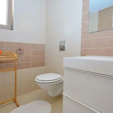 Apartmani Kali * Kali